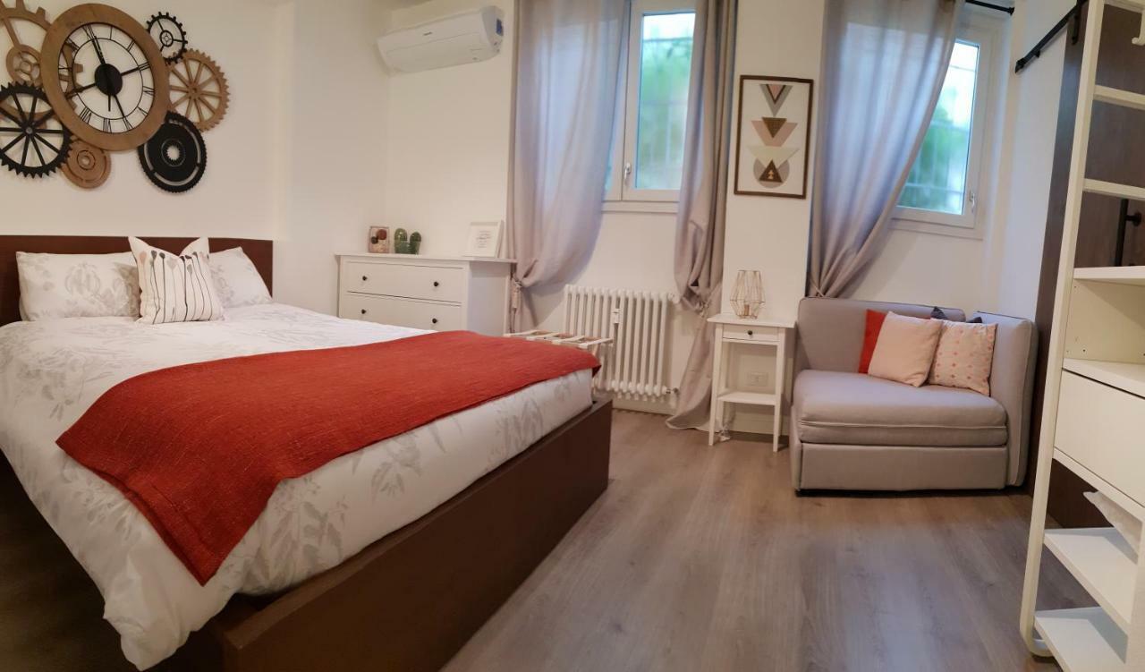 M.H.S. Apartment Milan Bagian luar foto